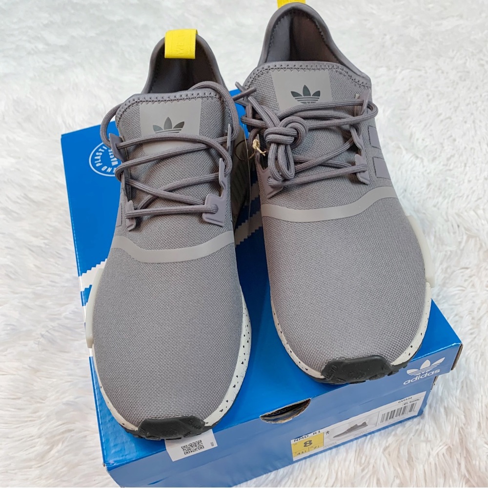 Adidas original NMD R1 Shoes athletic sneakersTrace Grey/Cloud White/Core‎ Black - Picture 12 of 13